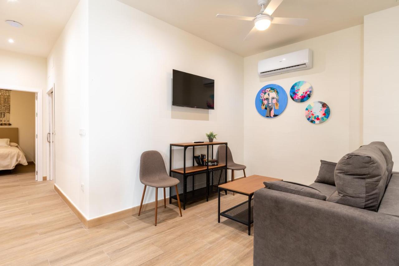 Apartamentos Cervantes 17 Sevilla Eksteriør billede