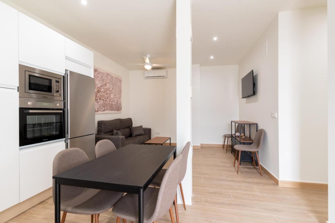 Apartamentos Cervantes 17 Sevilla Eksteriør billede