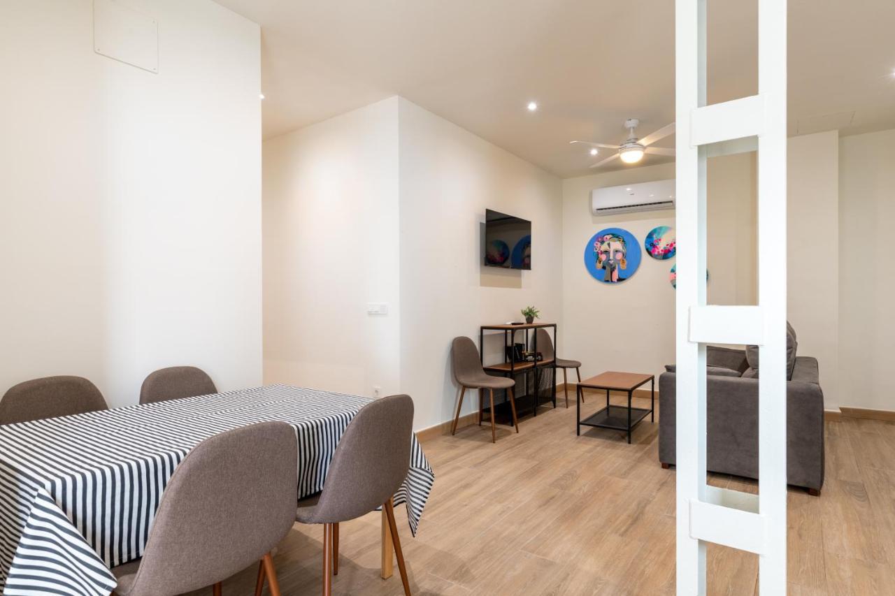 Apartamentos Cervantes 17 Sevilla Eksteriør billede