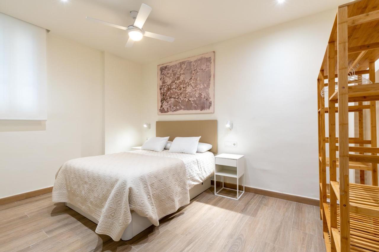 Apartamentos Cervantes 17 Sevilla Eksteriør billede