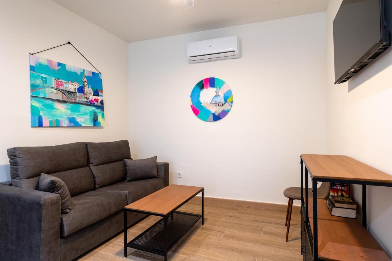 Apartamentos Cervantes 17 Sevilla Eksteriør billede