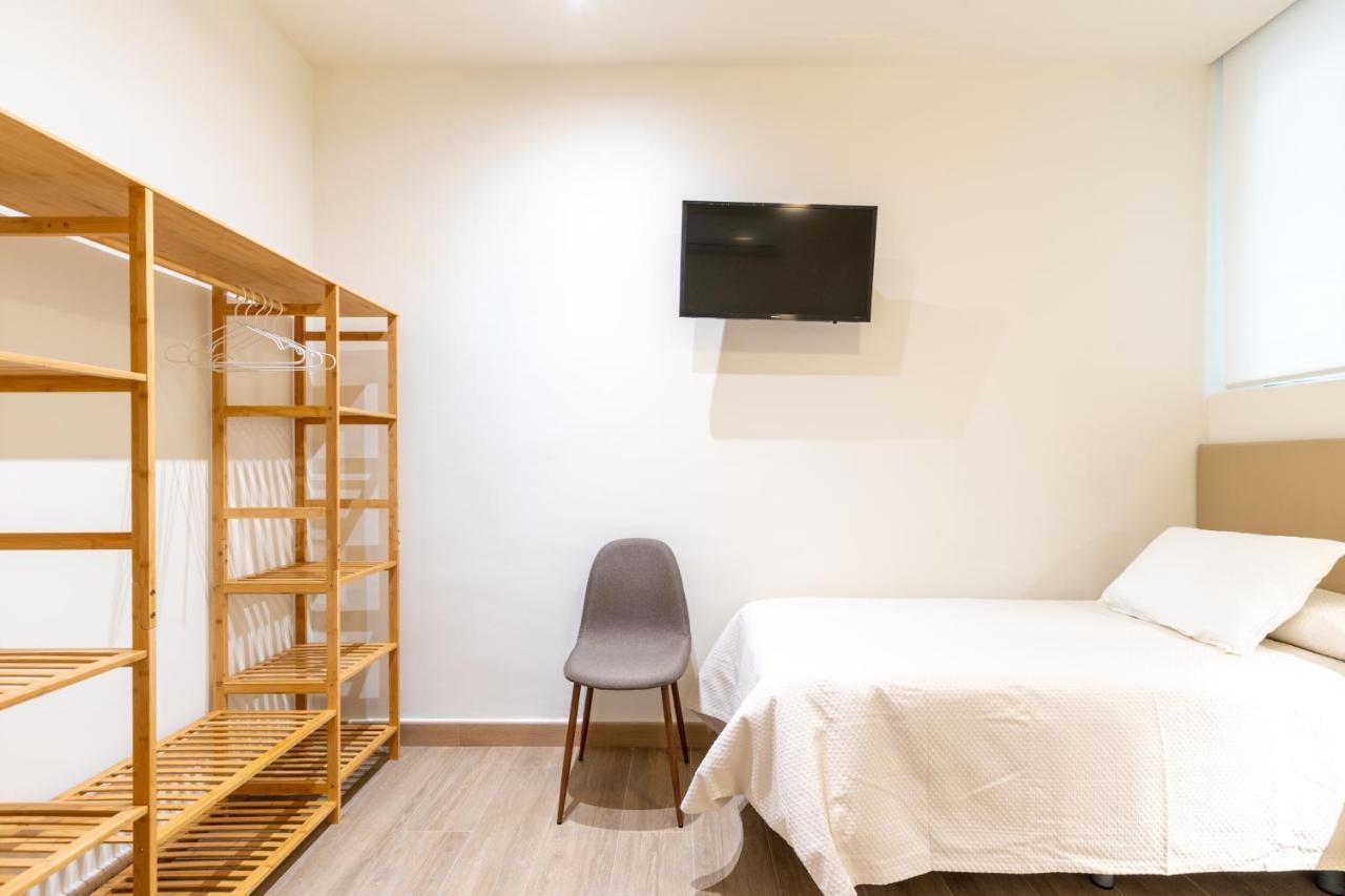Apartamentos Cervantes 17 Sevilla Eksteriør billede