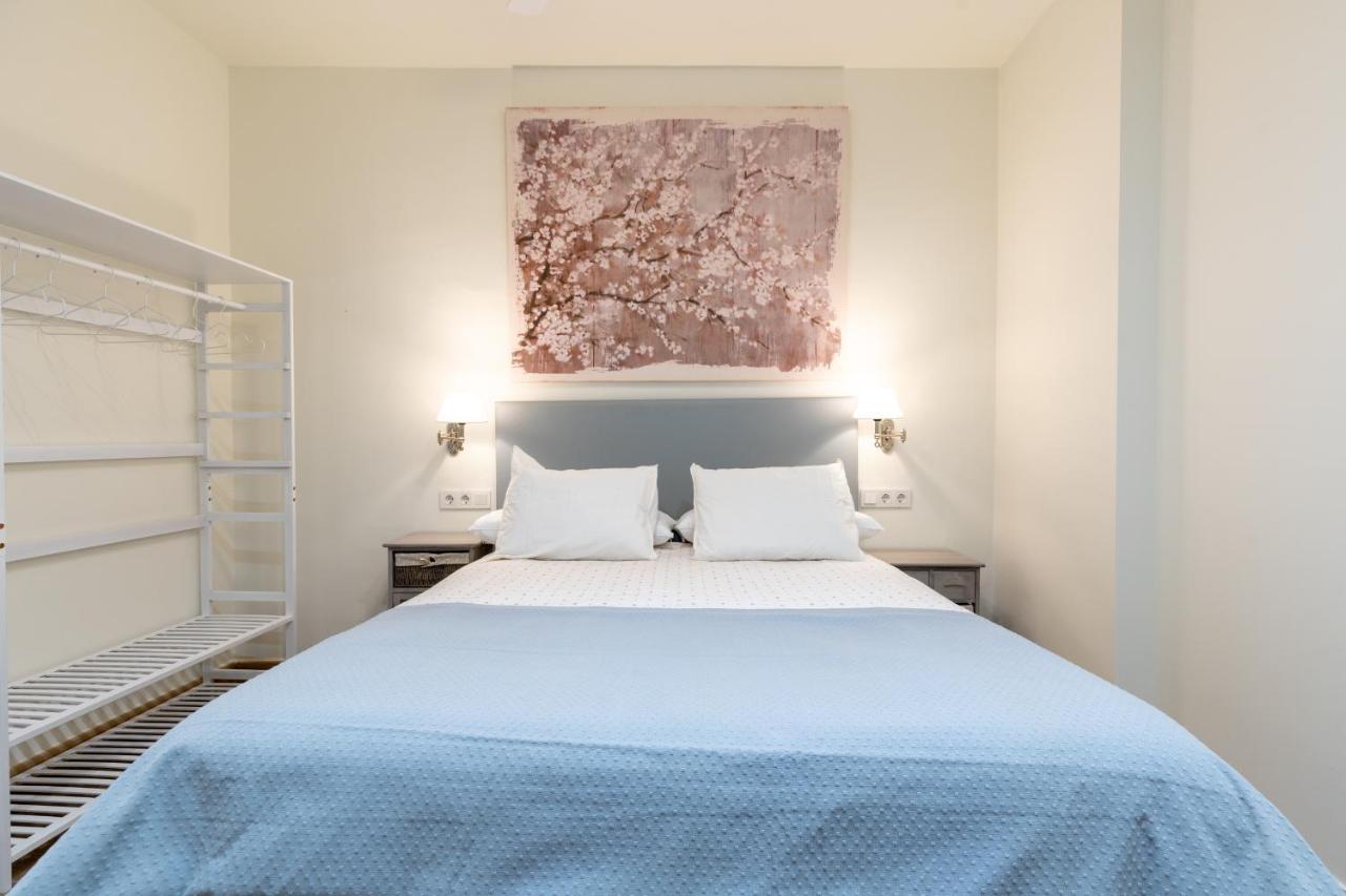 Apartamentos Cervantes 17 Sevilla Eksteriør billede