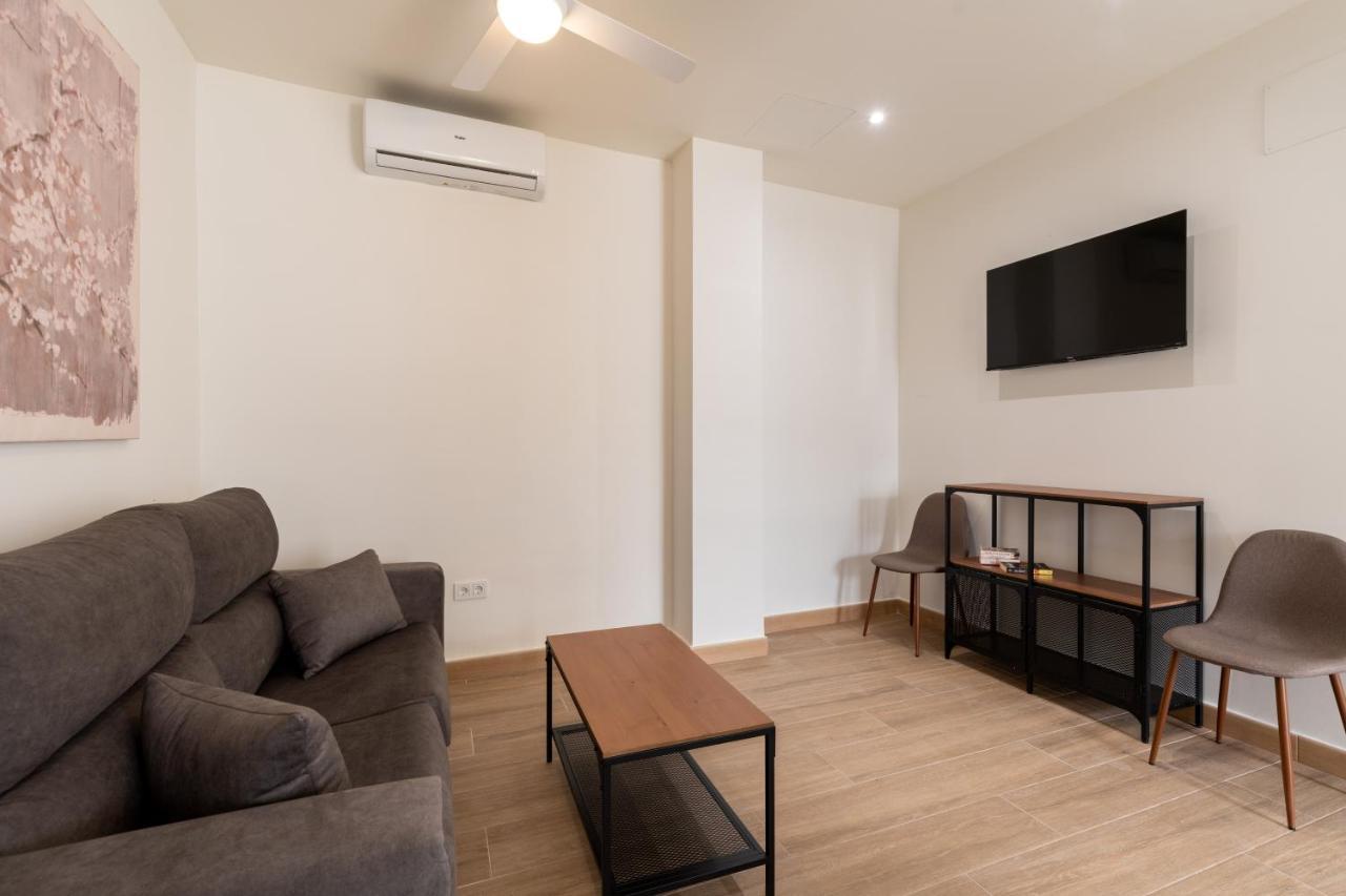 Apartamentos Cervantes 17 Sevilla Eksteriør billede