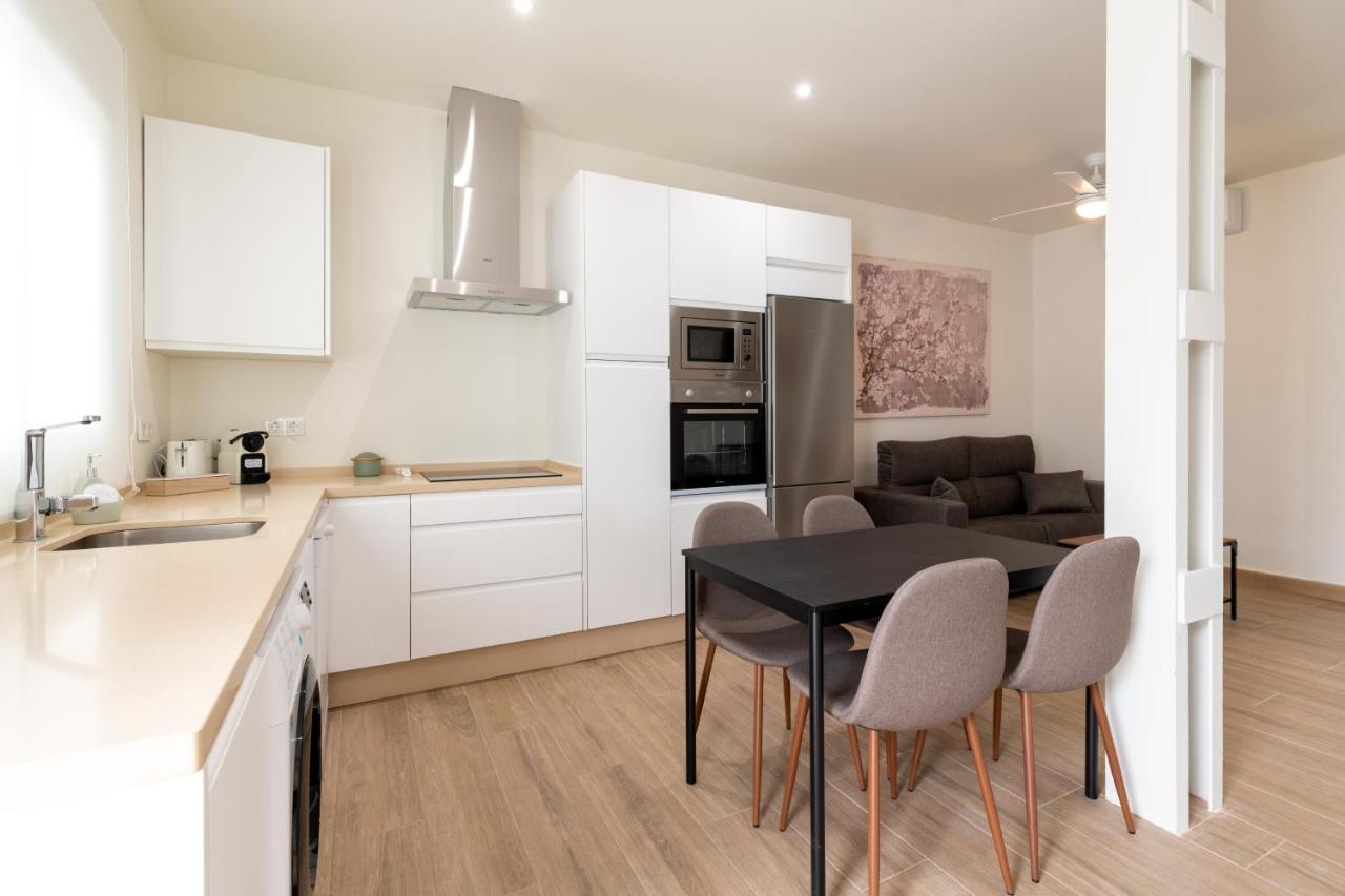 Apartamentos Cervantes 17 Sevilla Eksteriør billede