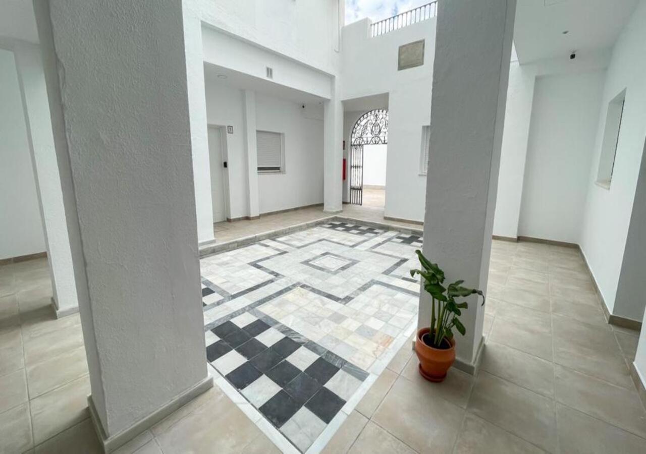 Apartamentos Cervantes 17 Sevilla Eksteriør billede