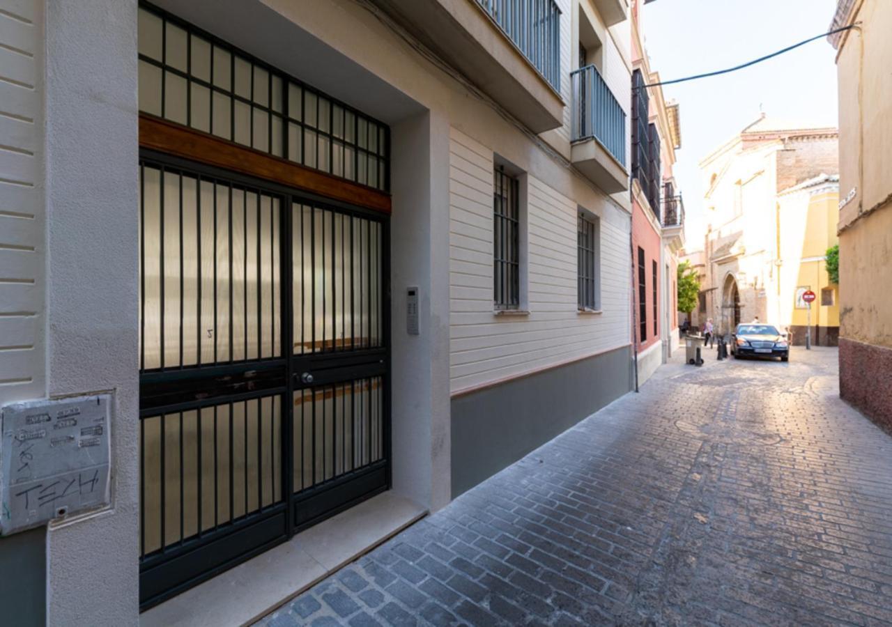 Apartamentos Cervantes 17 Sevilla Eksteriør billede